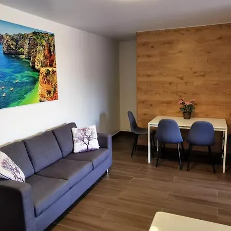 Апартаменты Charme *